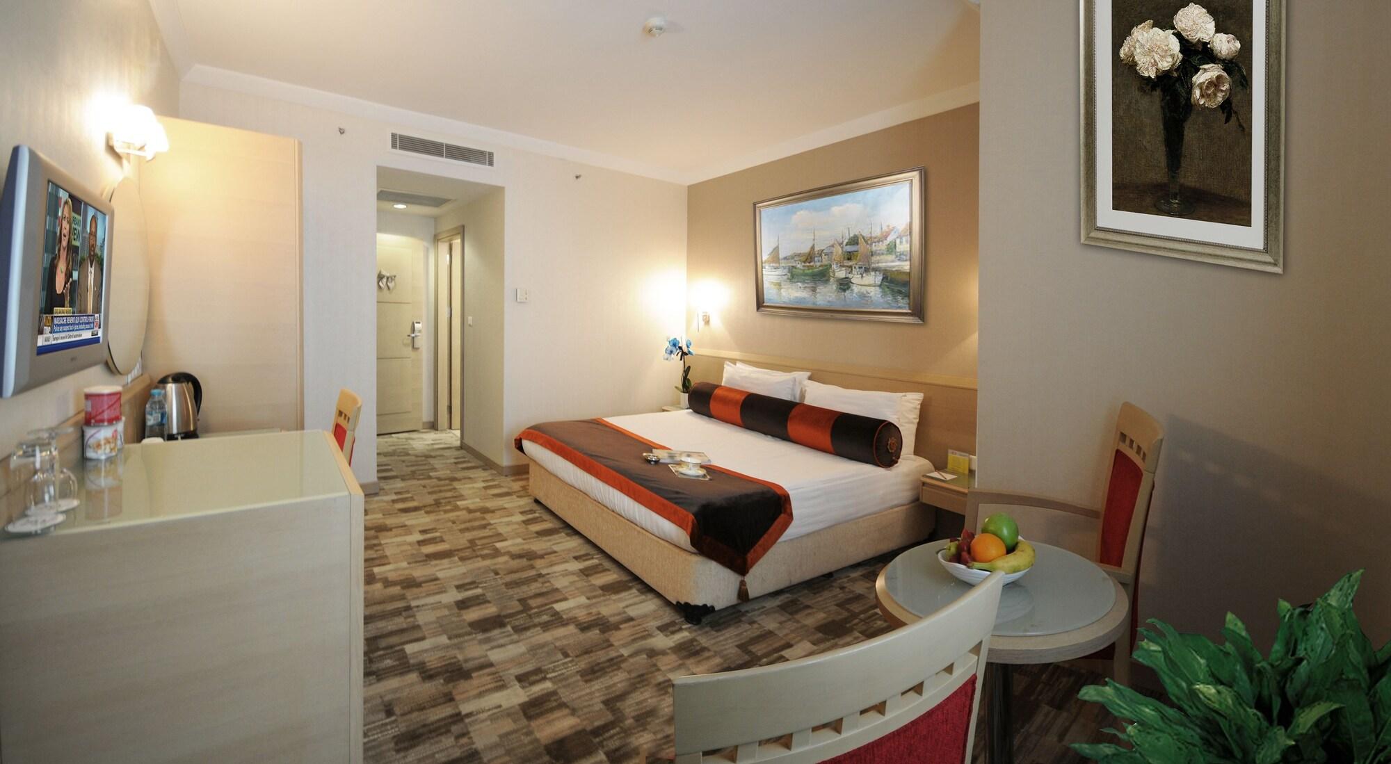 Sv Business Hotel Taksim Истанбул Екстериор снимка