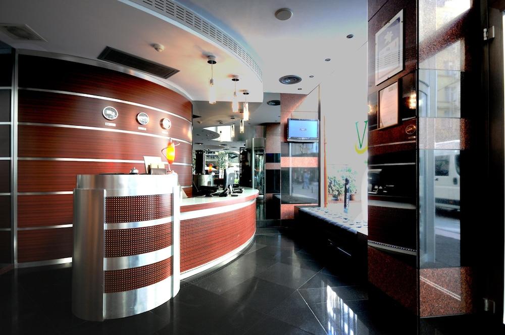Sv Business Hotel Taksim Истанбул Екстериор снимка