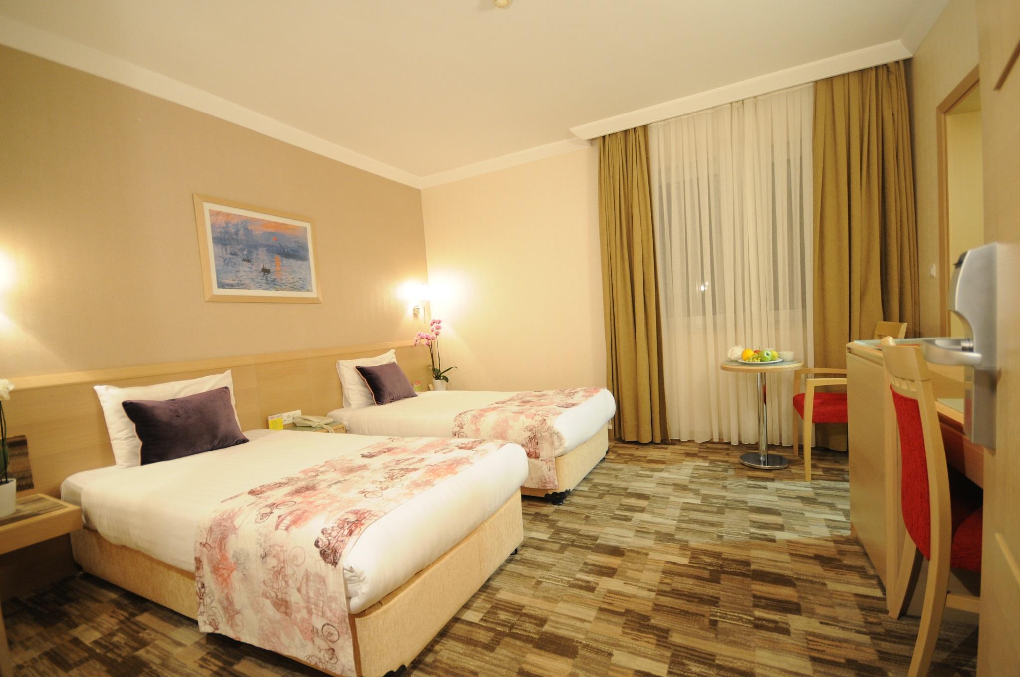 Sv Business Hotel Taksim Истанбул Екстериор снимка